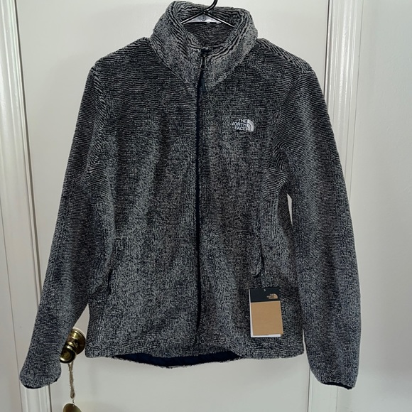The North Face Jackets & Blazers - The NorthFace NWT woman’s Med Fleece jacket